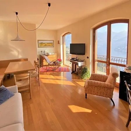 Casabella In - * Moltrasio